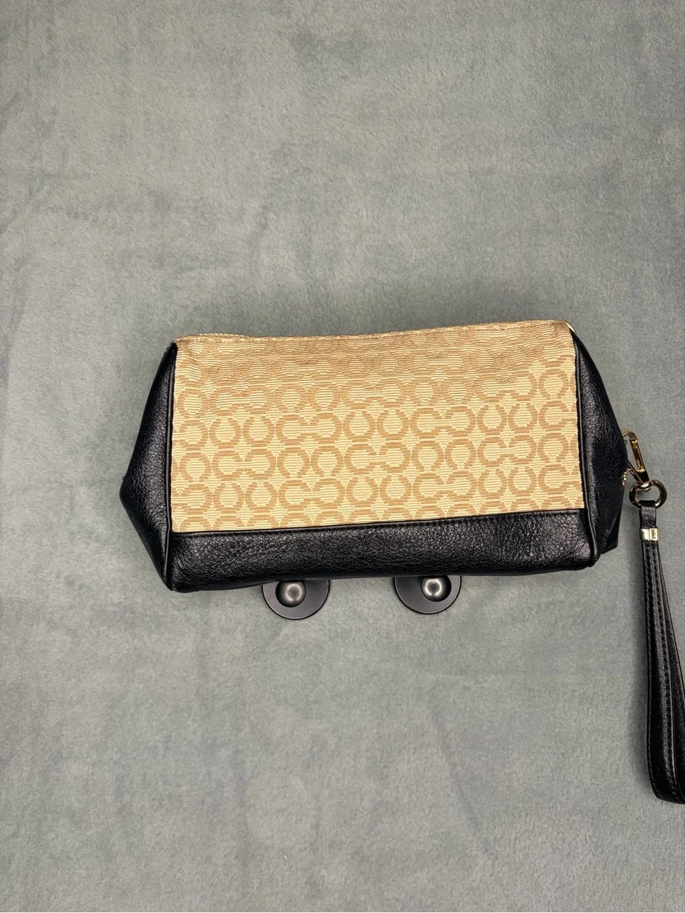 Coach wristlet signature